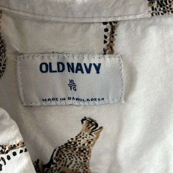 Pretty cool button down - Picture 4 of 4